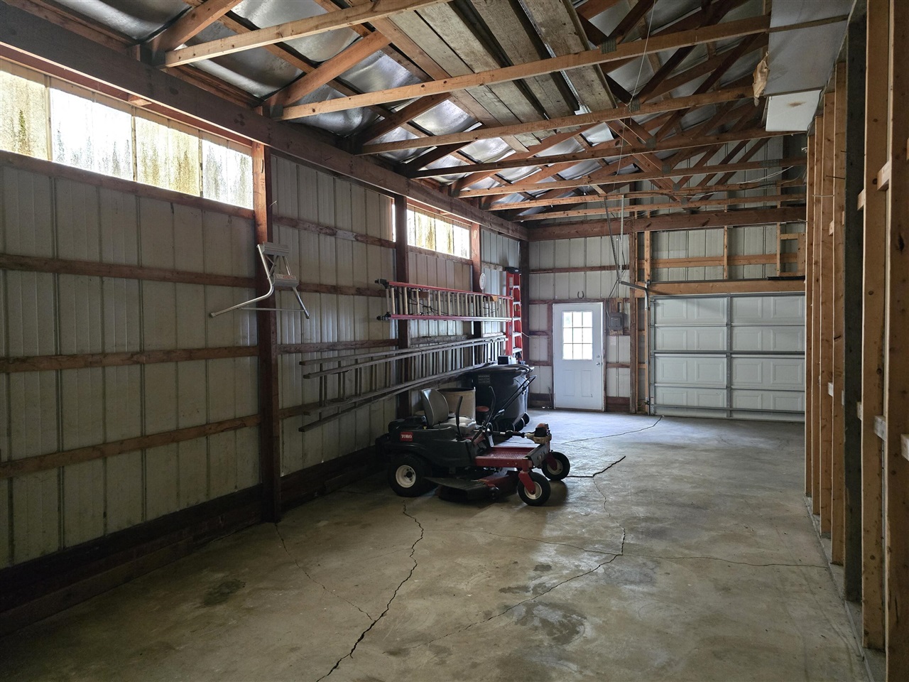 main property photo 85