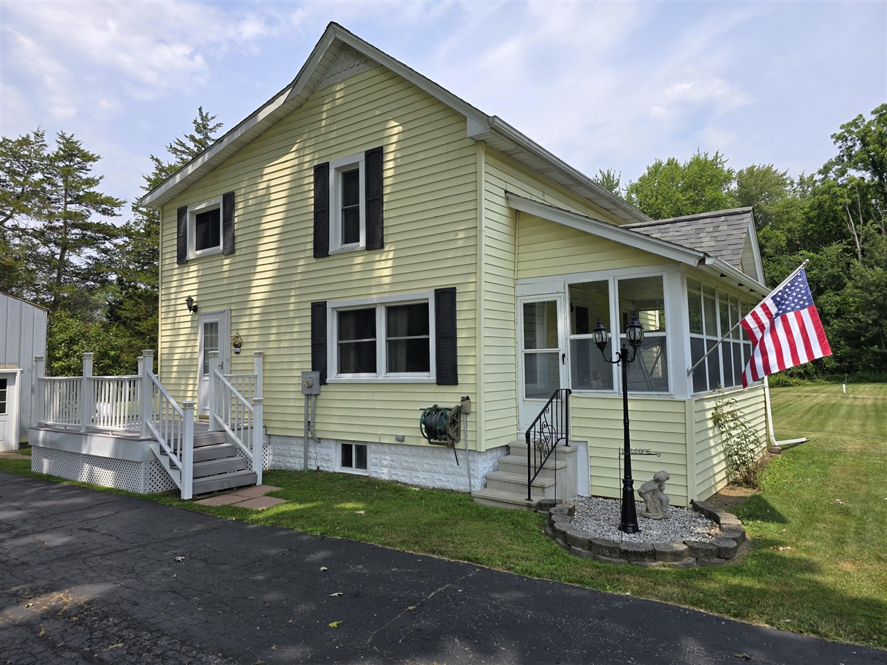 main property photo 9
