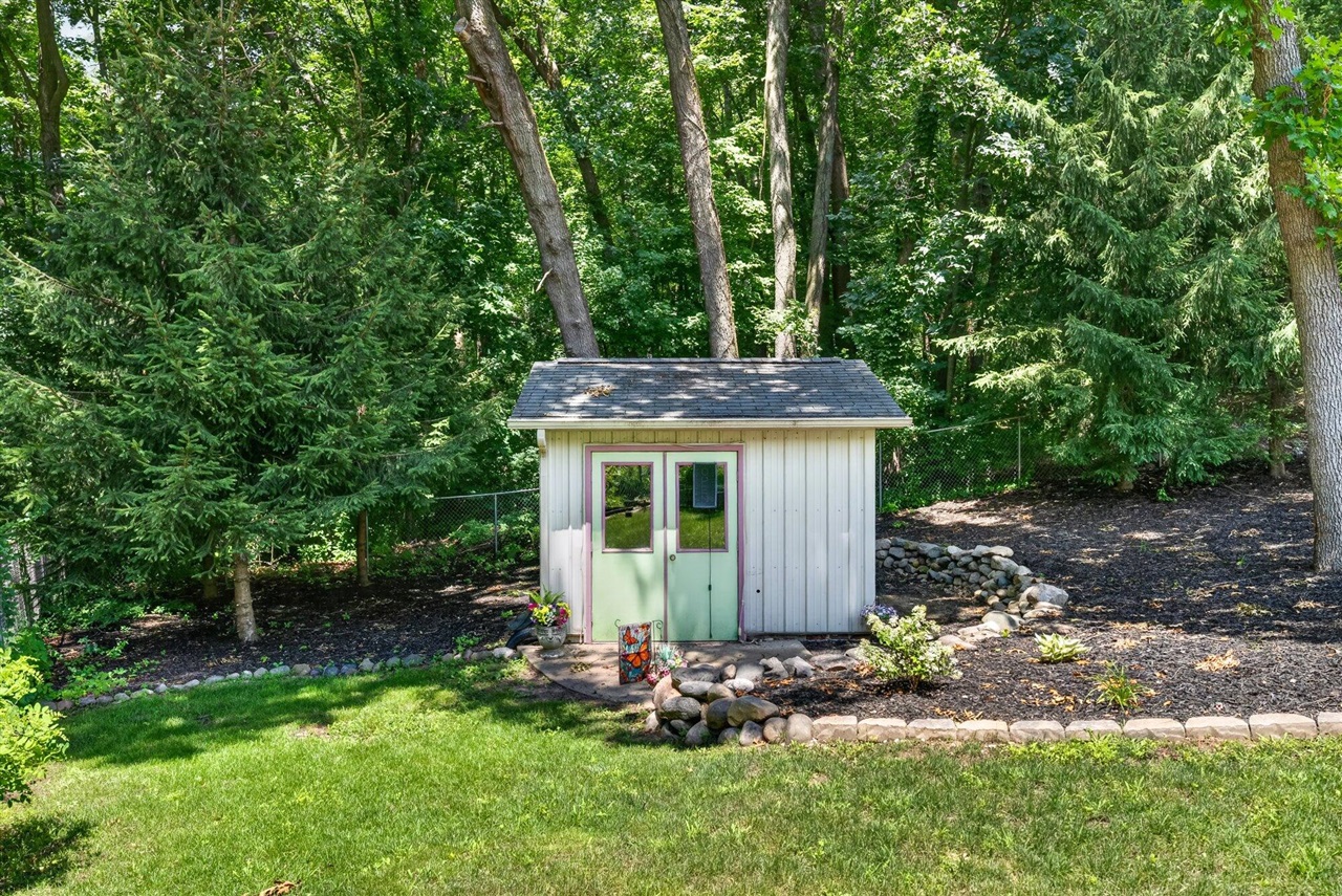 main property photo 54