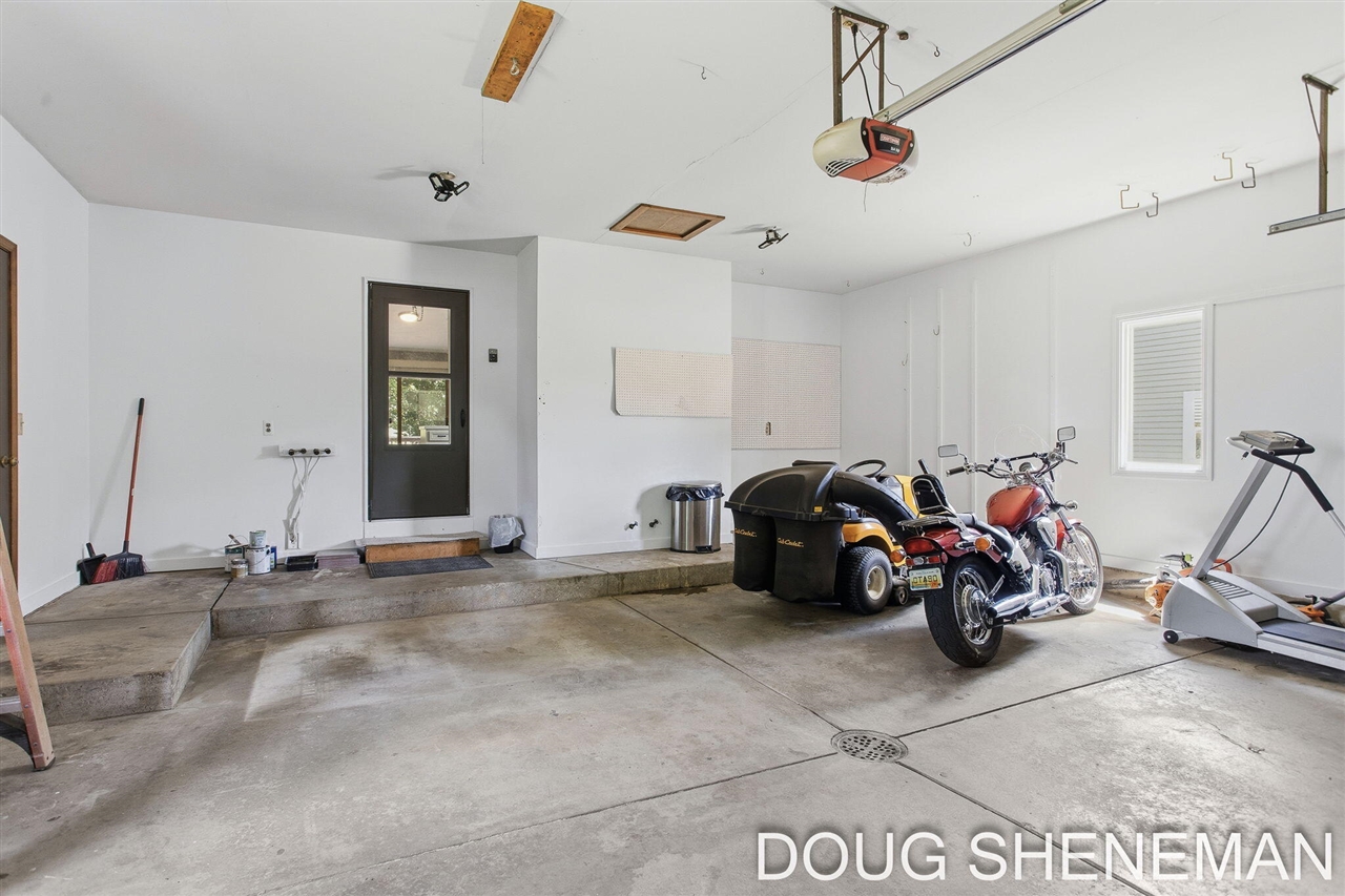 main property photo 58