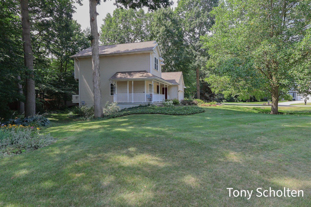 main property photo 26