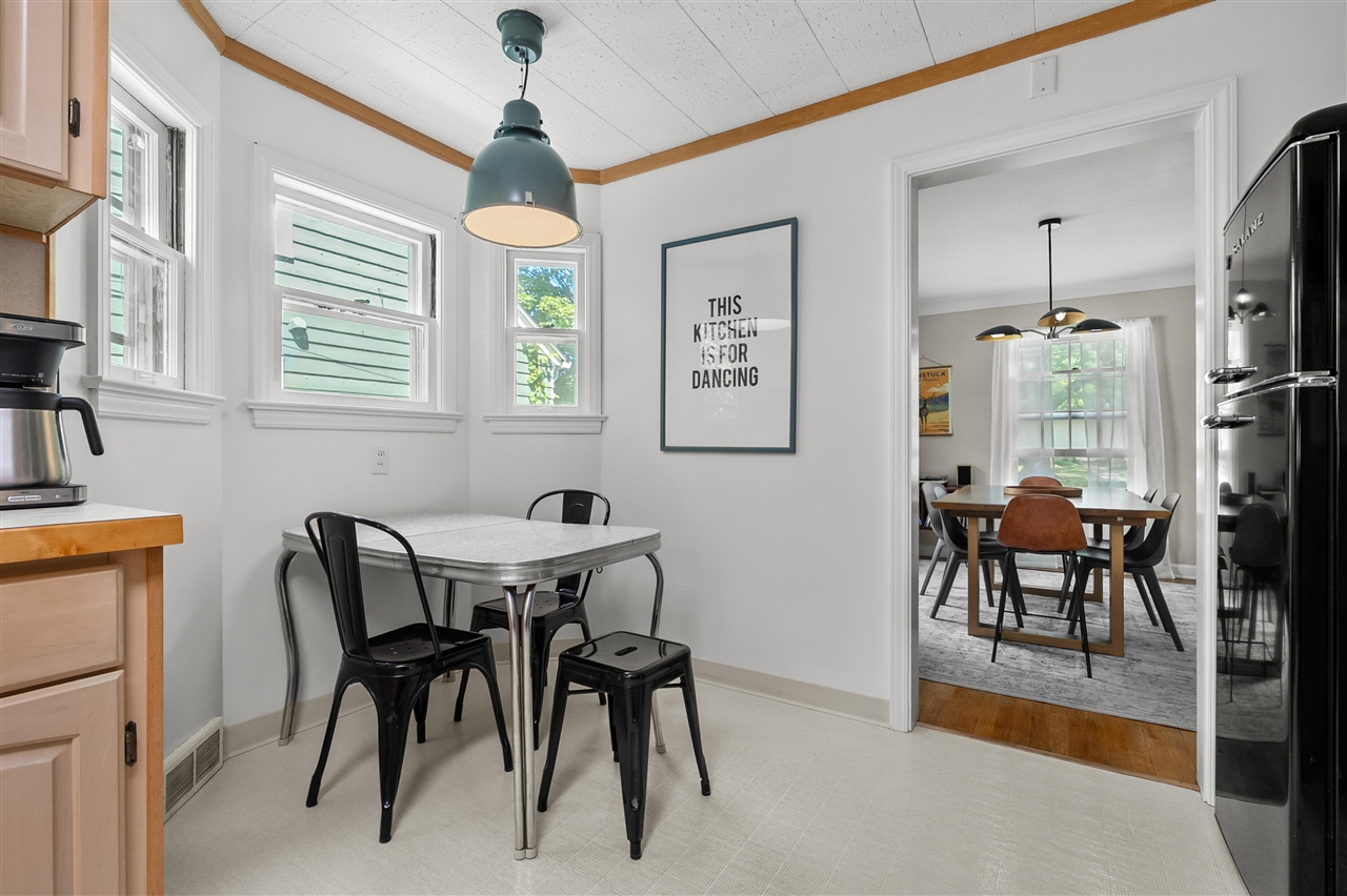property viewer photo 12