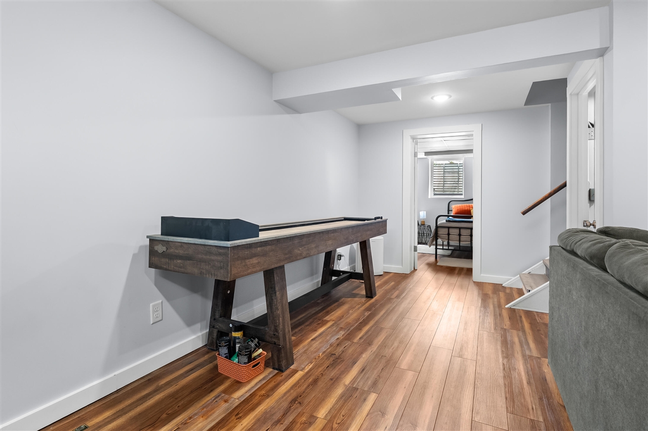 property viewer photo 19