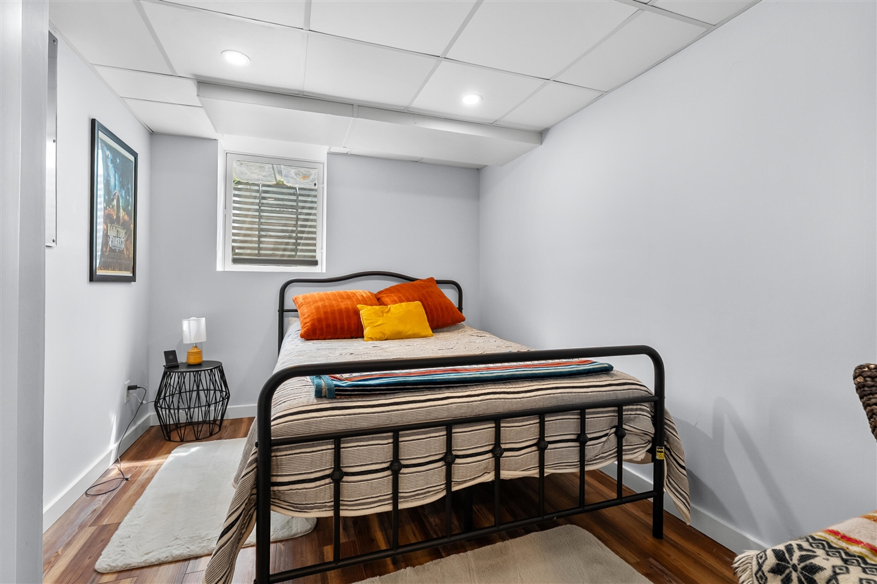 property viewer photo 24