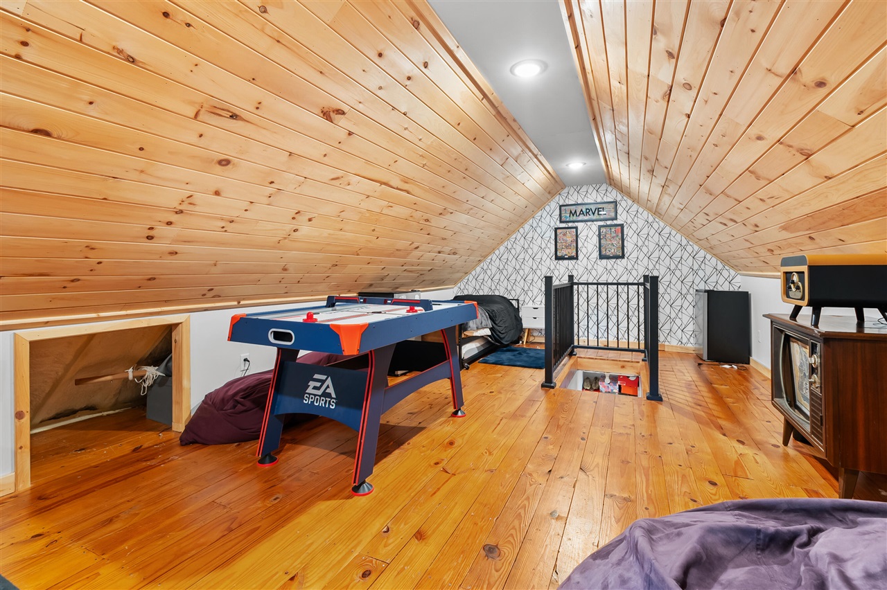 property viewer photo 26