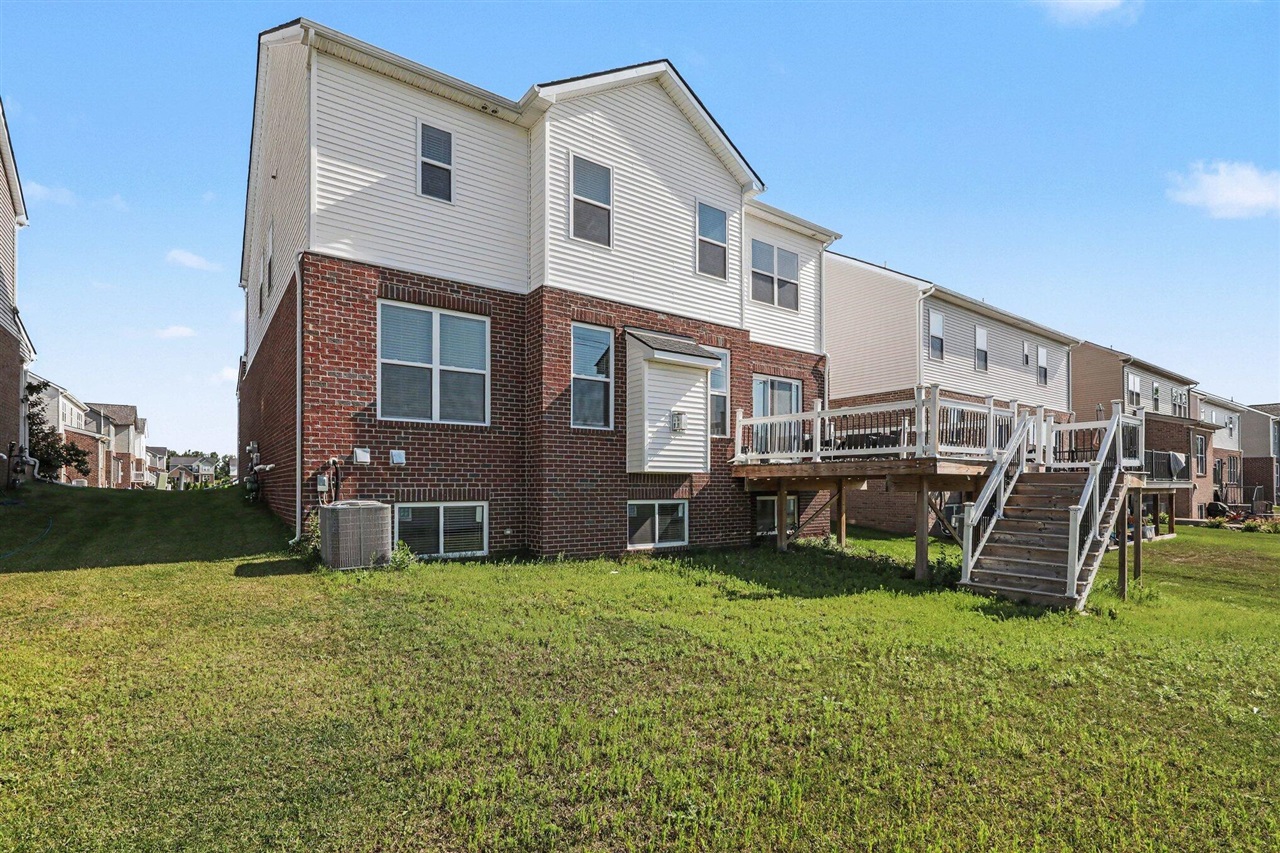 main property photo 34