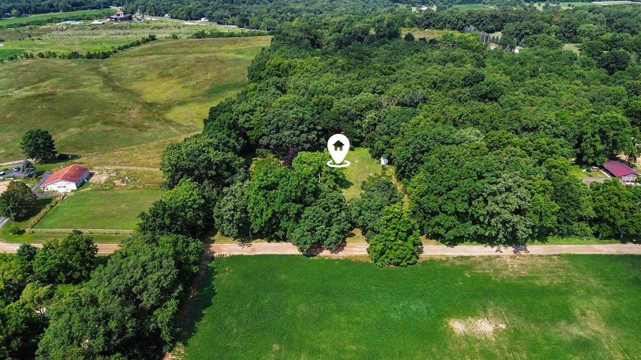 main property photo 37