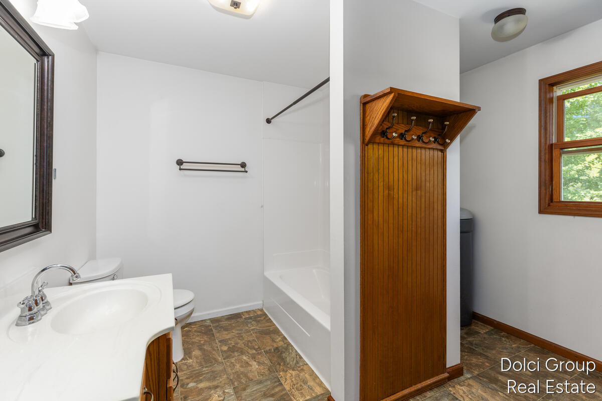 property viewer photo 23
