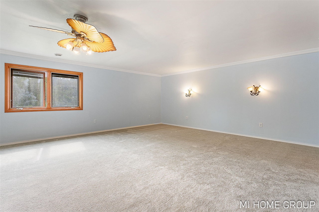 main property photo 64