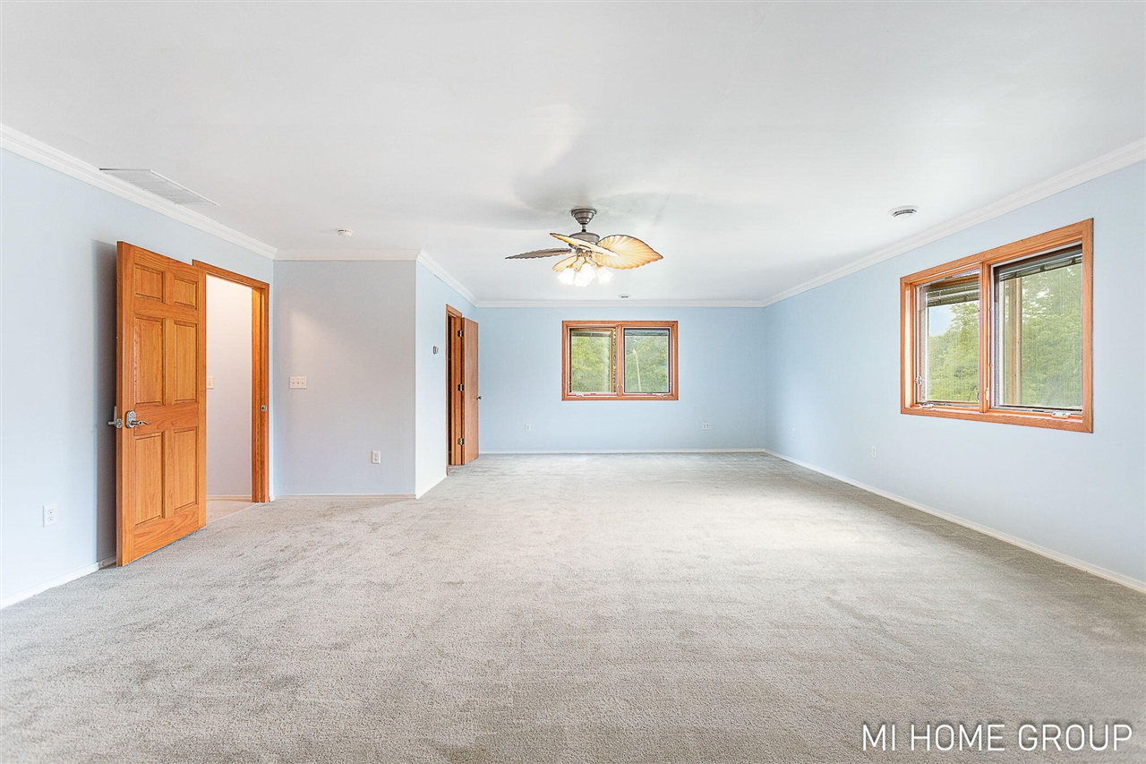 main property photo 67