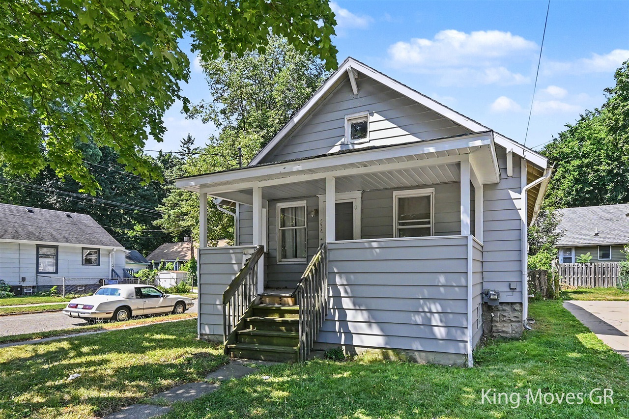 main property photo 1