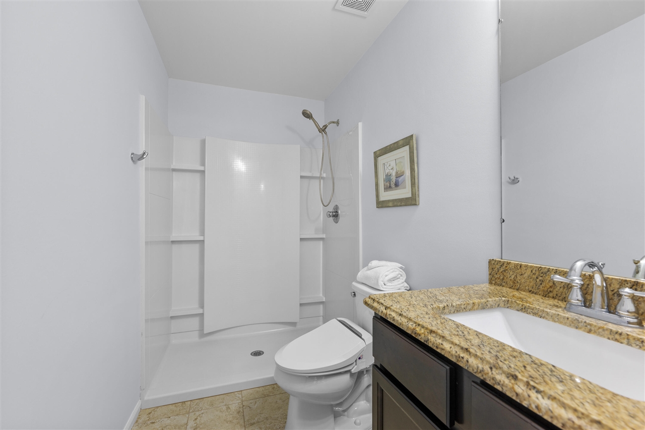 property viewer photo 40