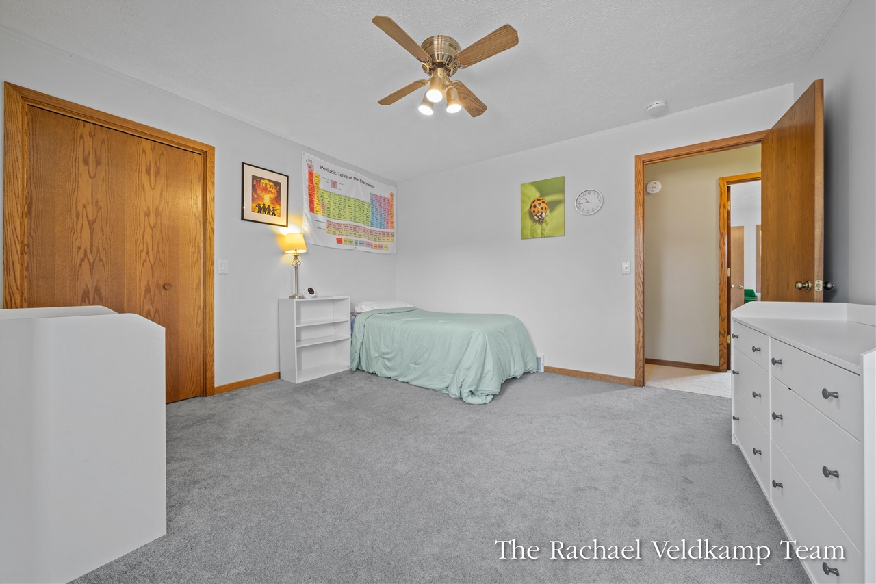 property viewer photo 28