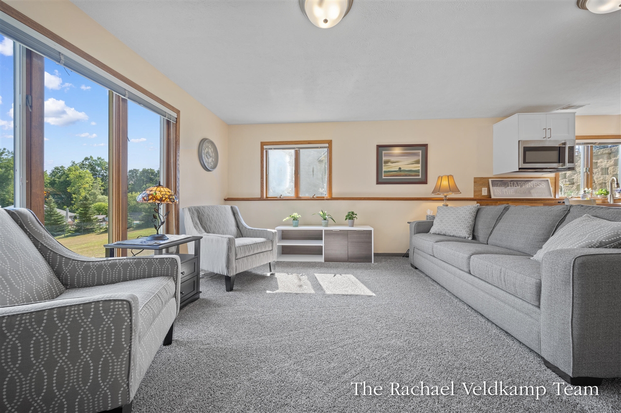 property viewer photo 38