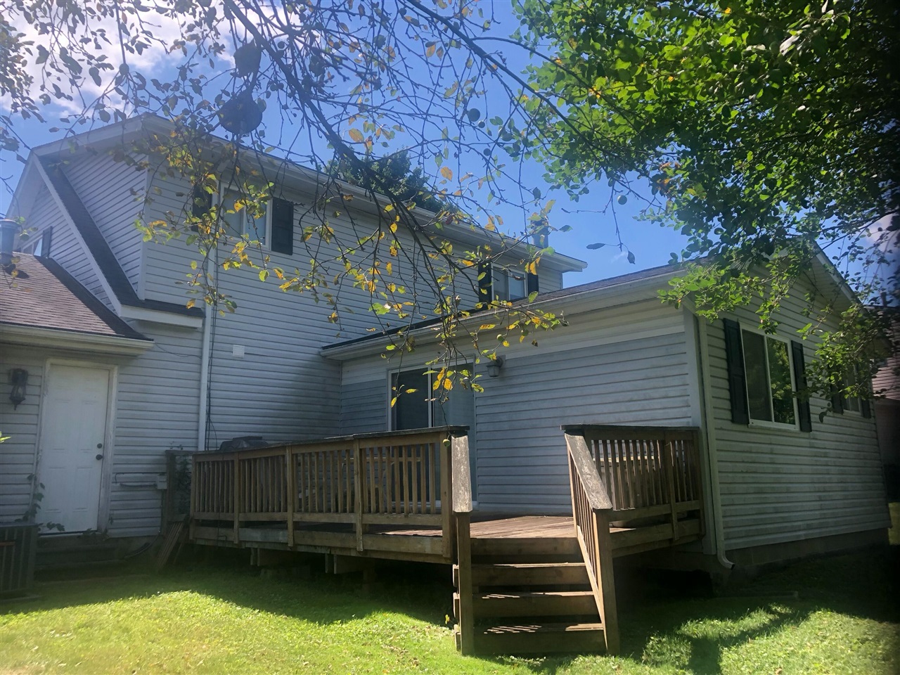 main property photo 5