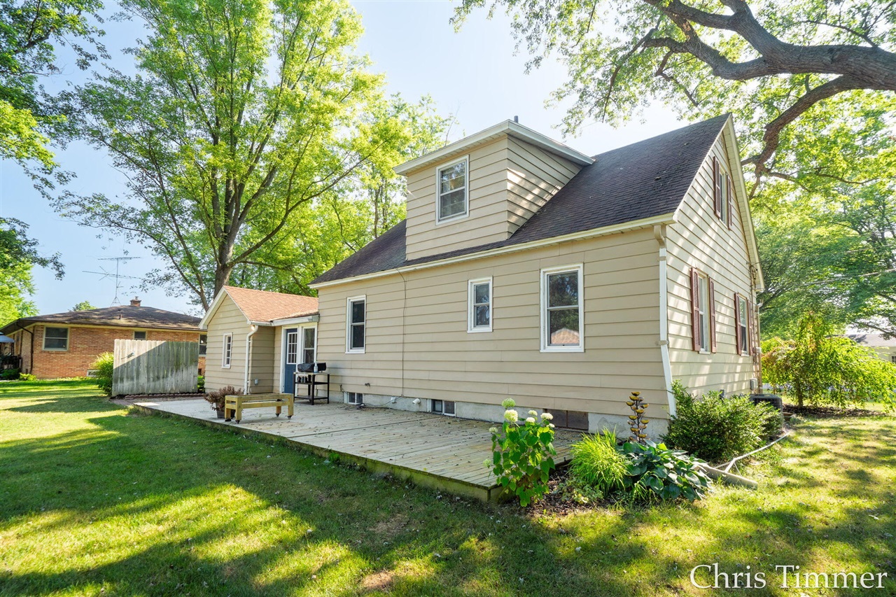 main property photo 38