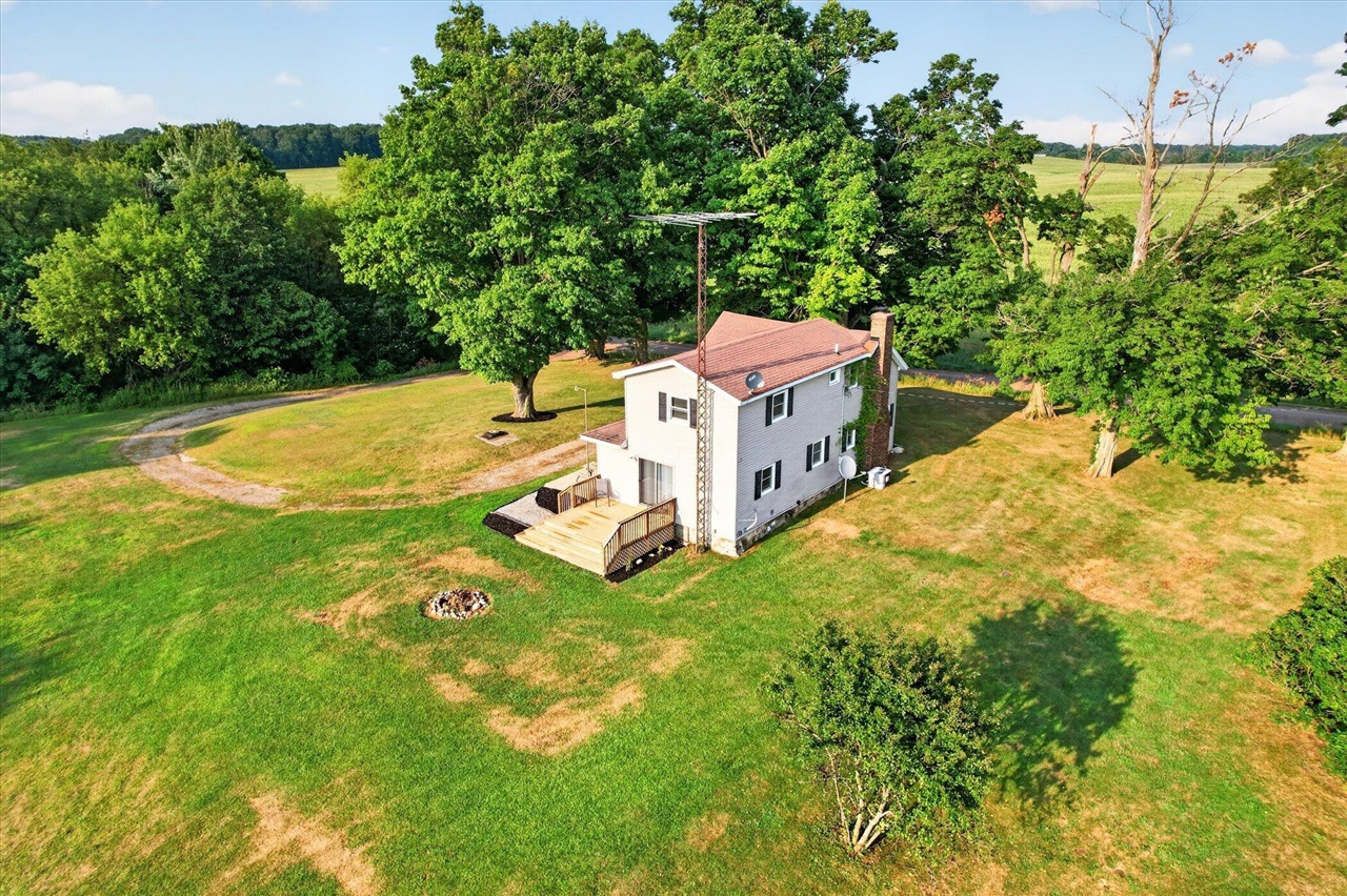 main property photo 40