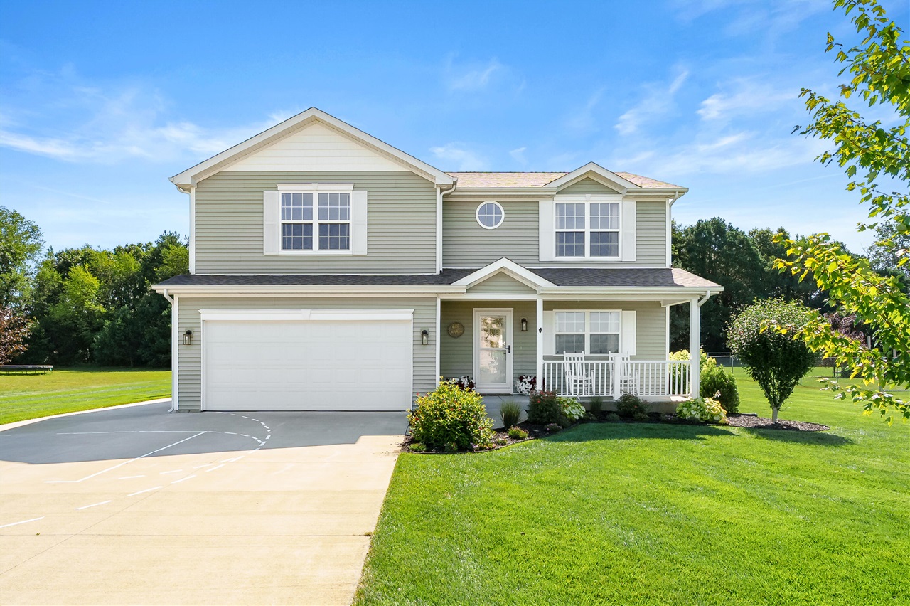 main property photo 36
