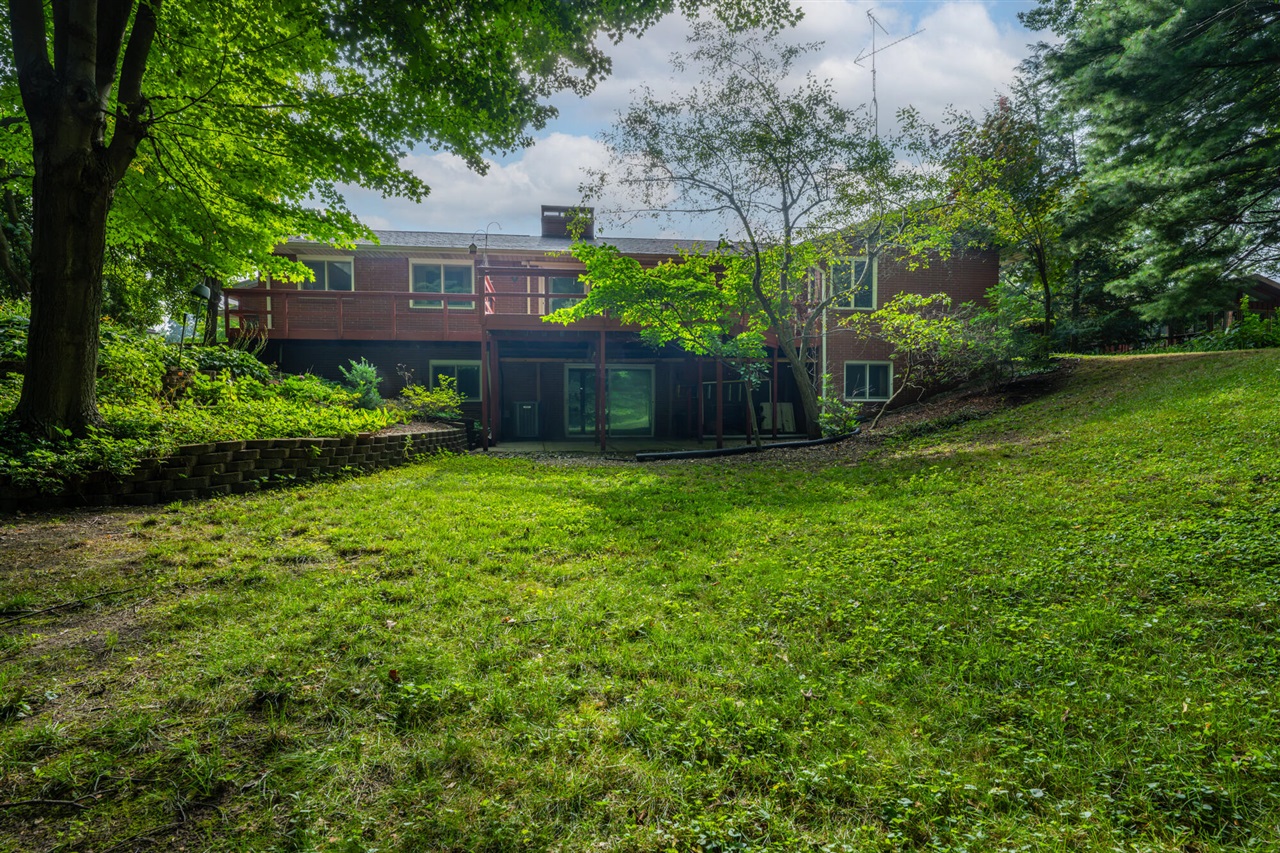 main property photo 50