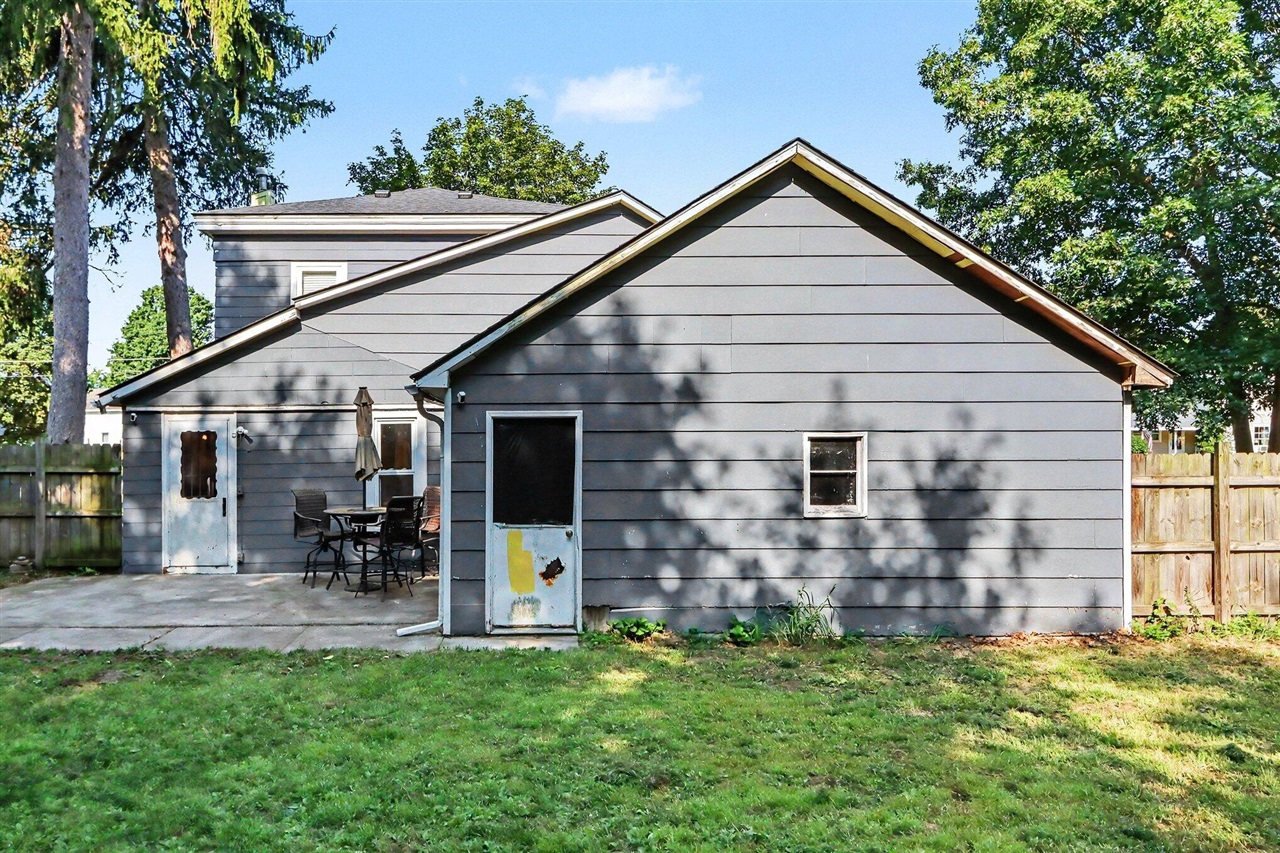 main property photo 19