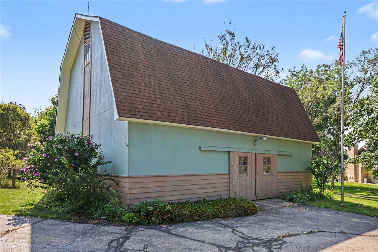 main property photo 53