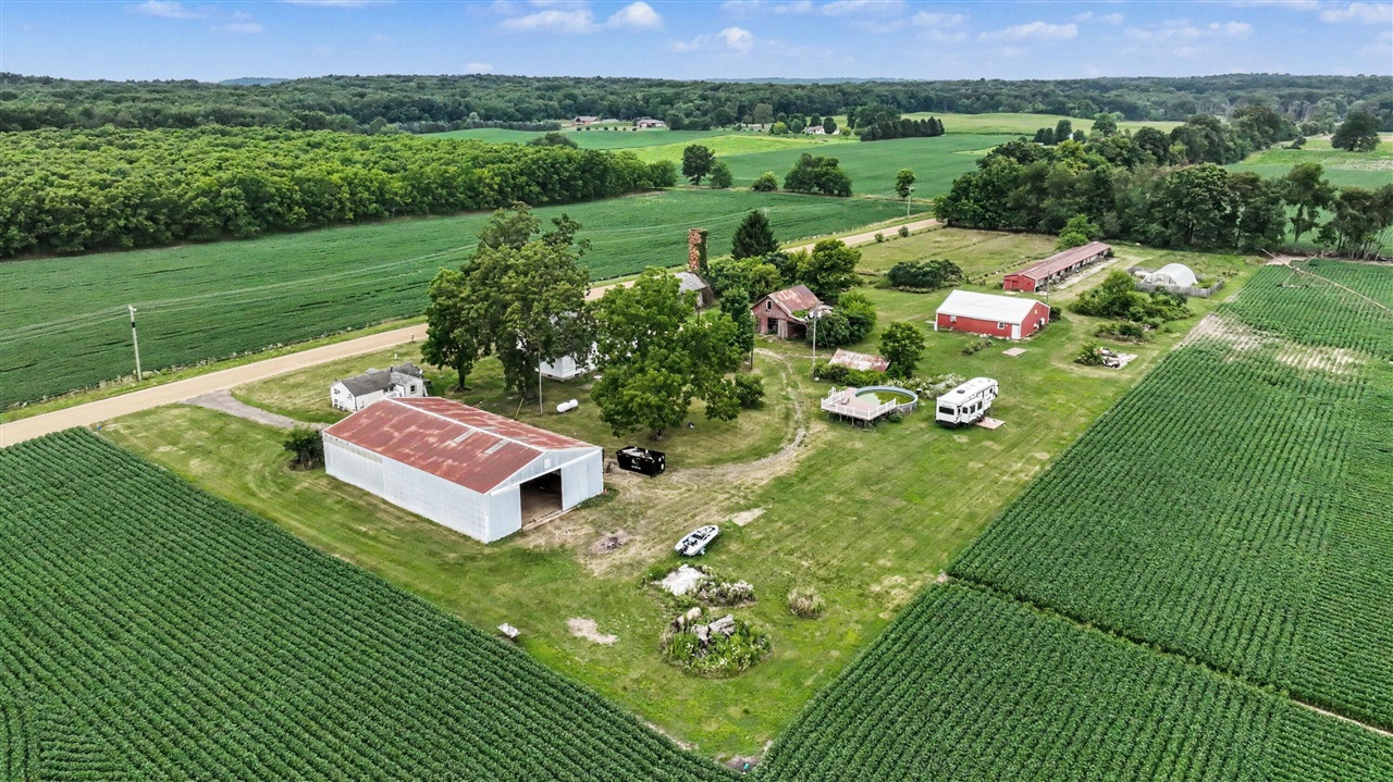 main property photo 5