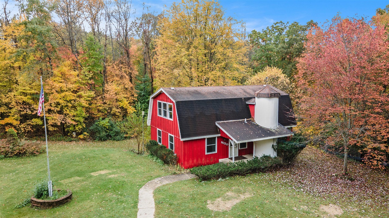 main property photo 3