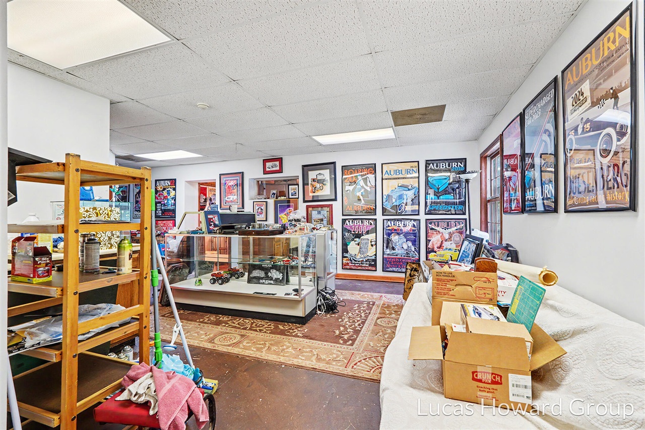 main property photo 27