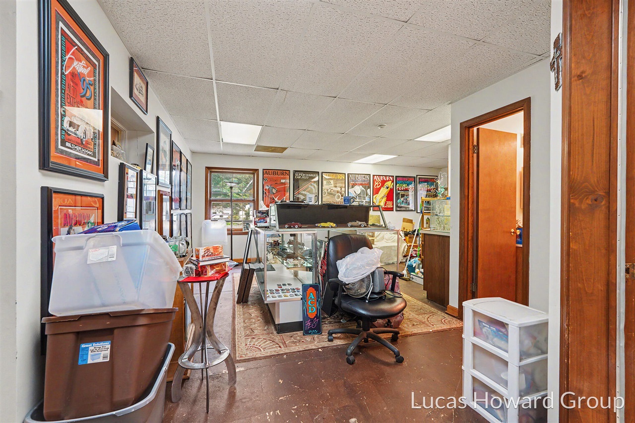 main property photo 44