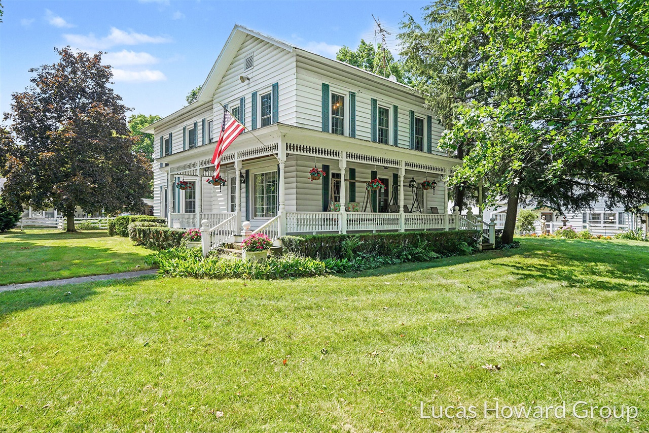 main property photo 74