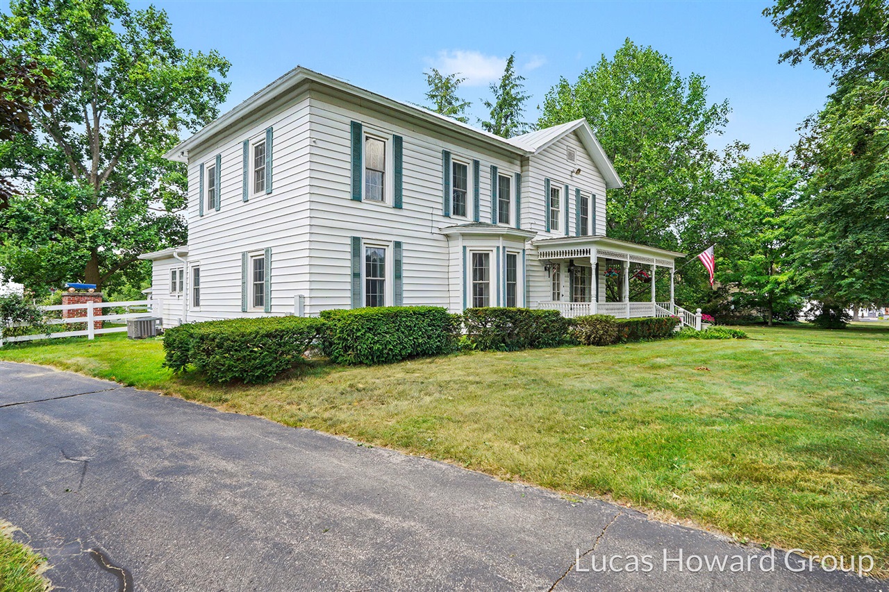 main property photo 75