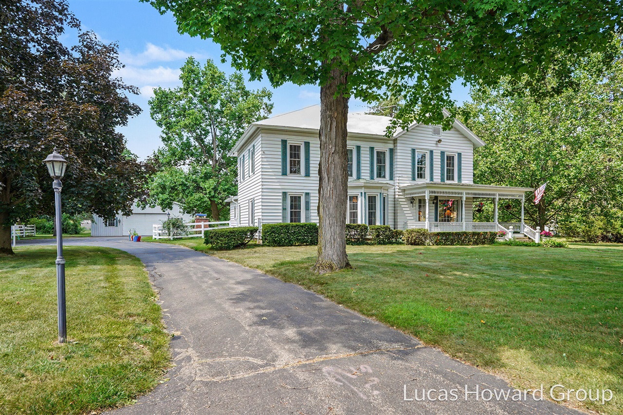 main property photo 76