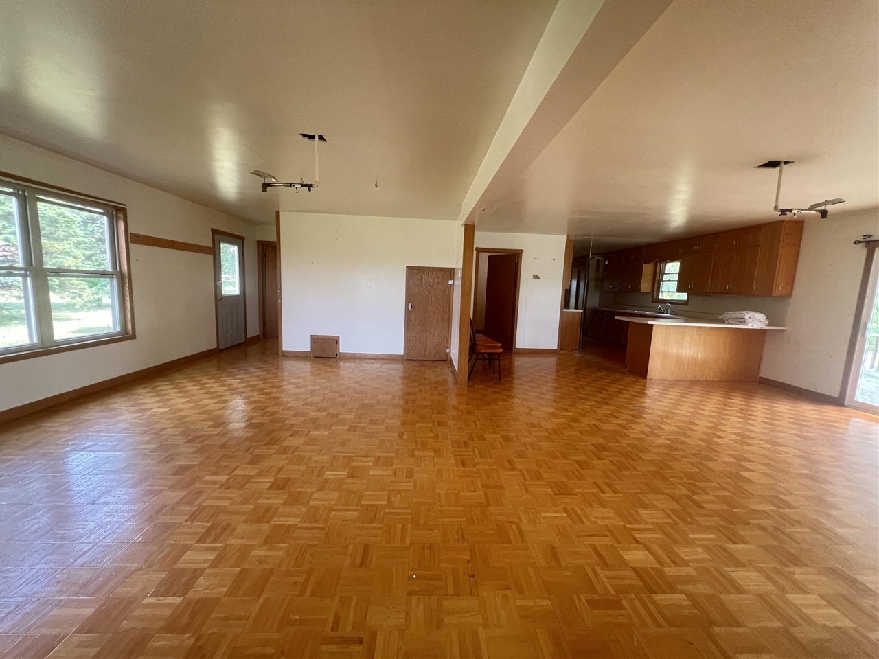 main property photo 44