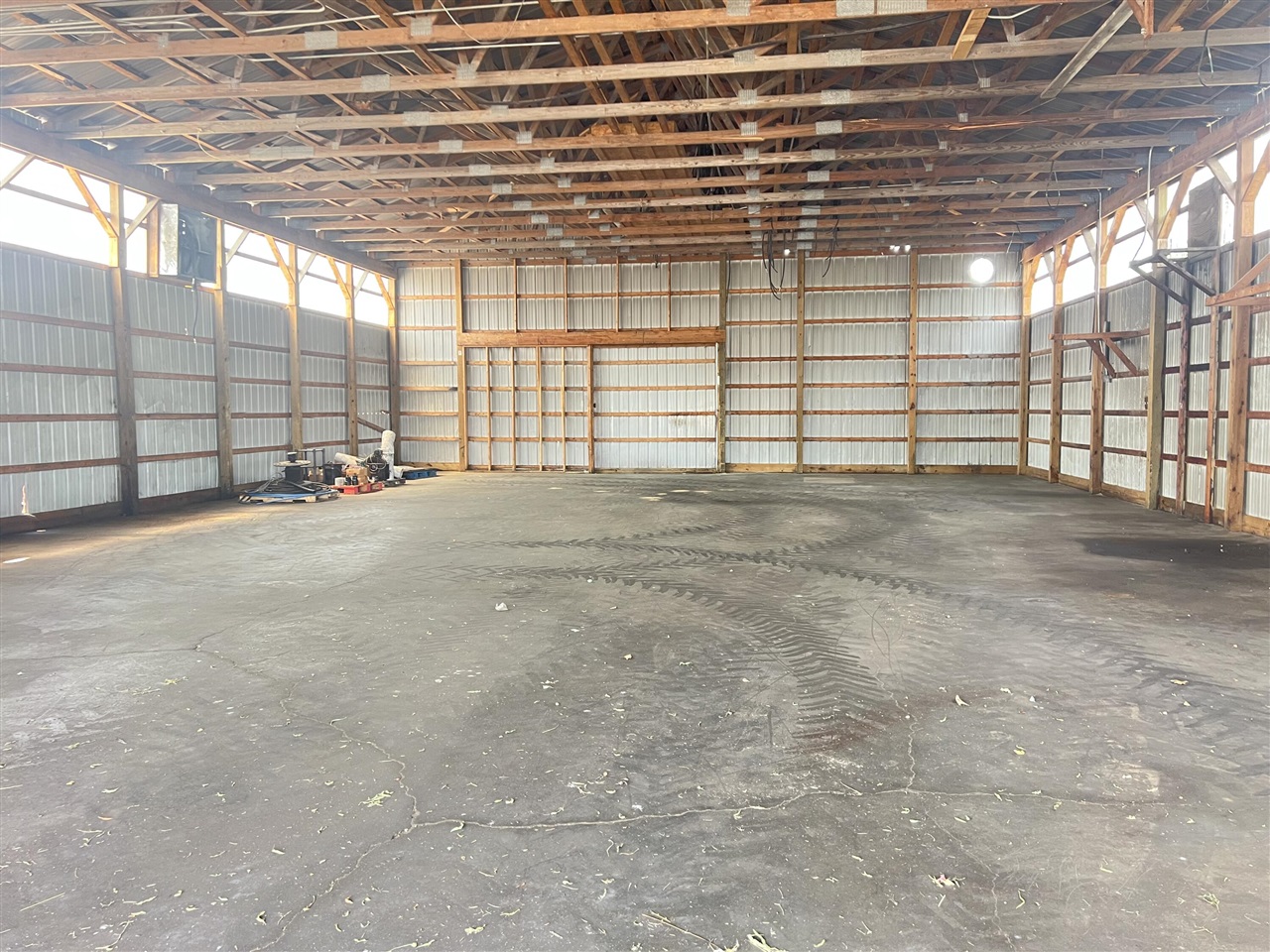 main property photo 27