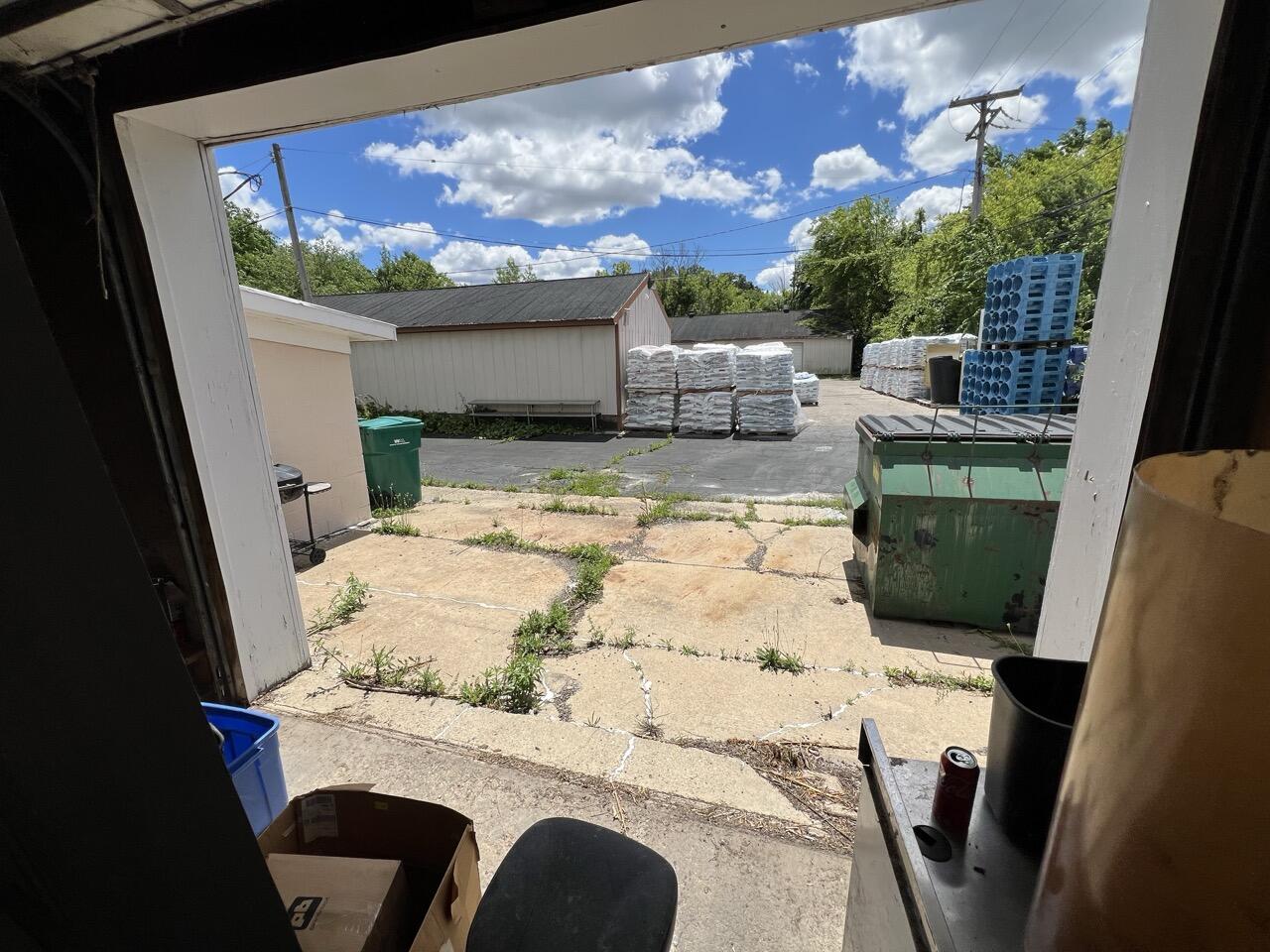 main property photo 48