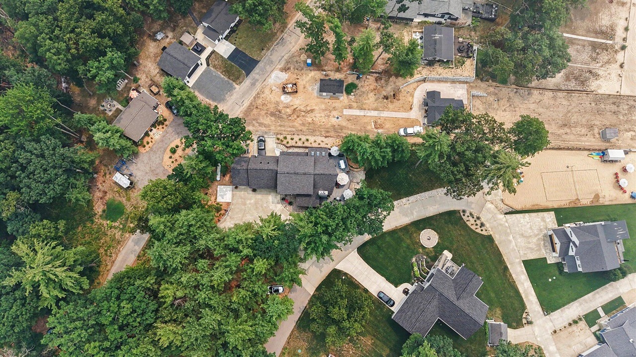main property photo 54