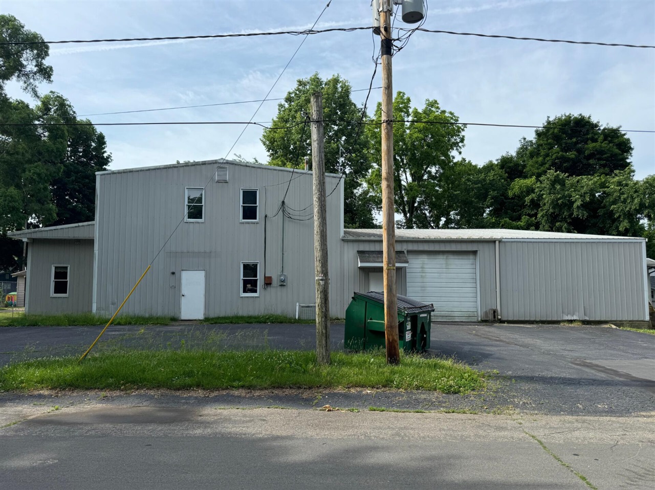 main property photo 20