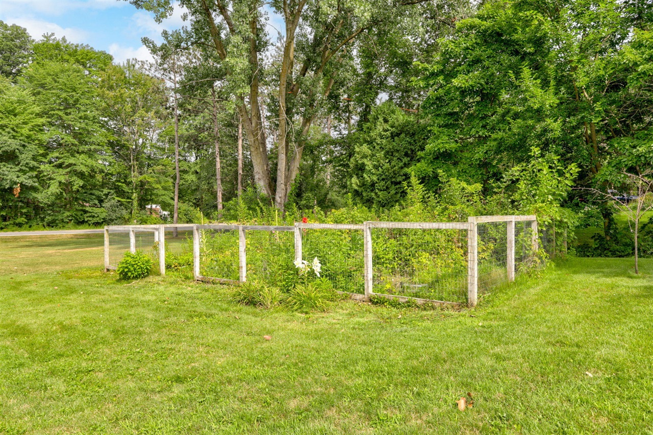main property photo 61