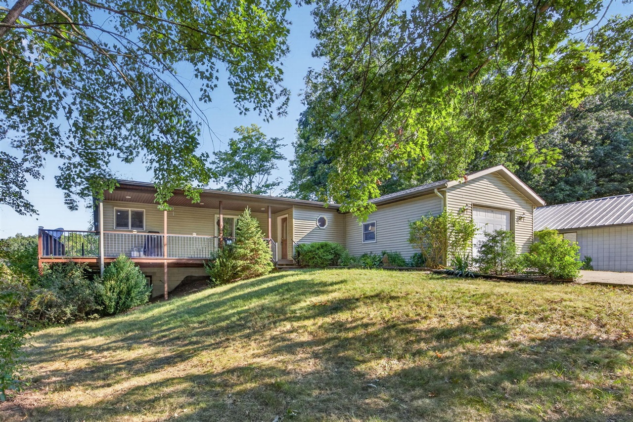 main property photo 5