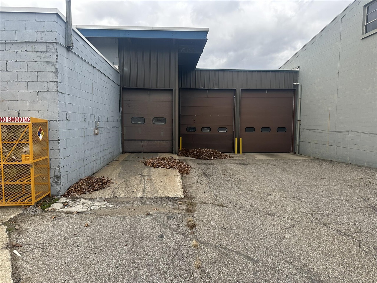 main property photo 9