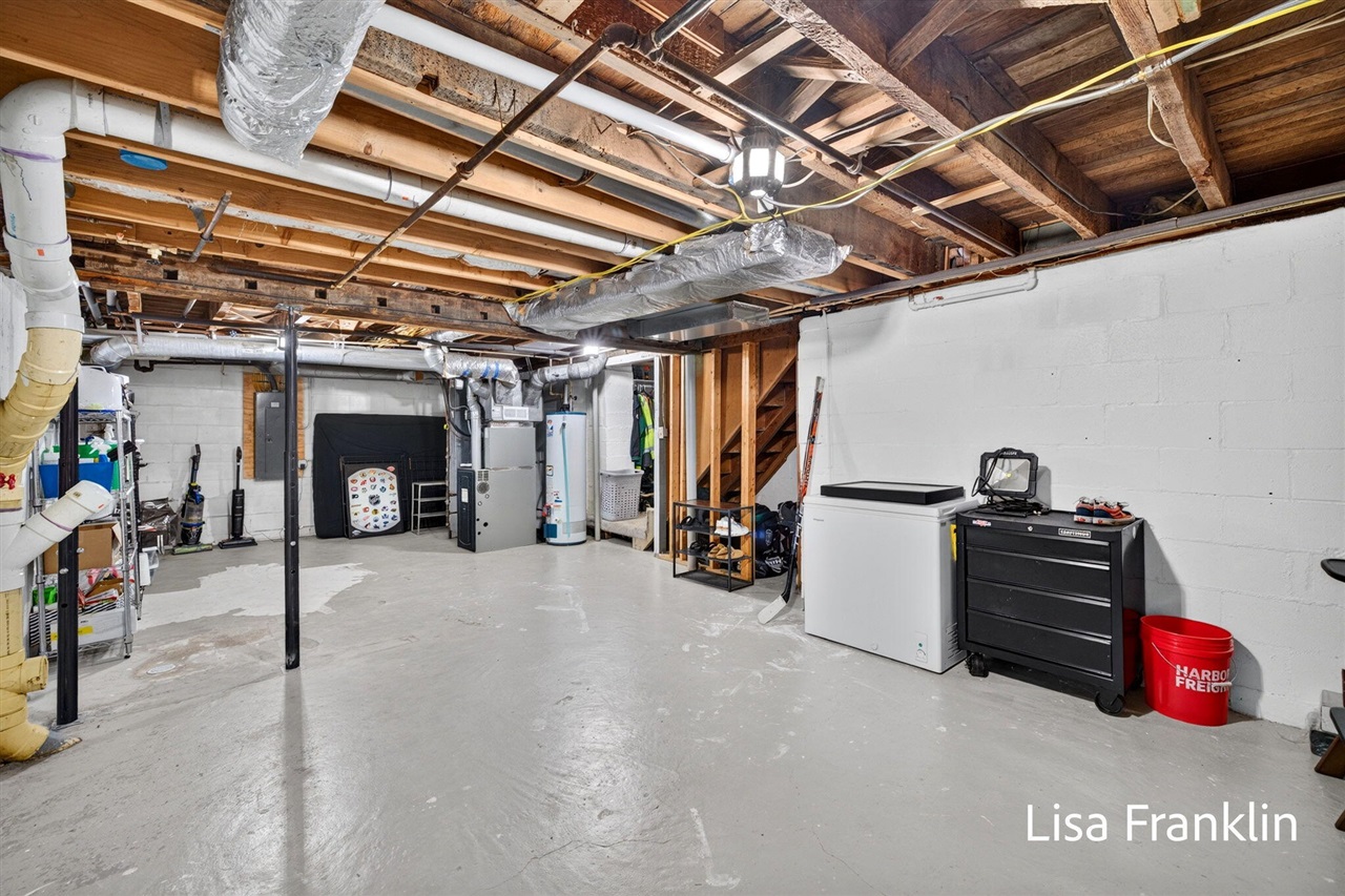 main property photo 51