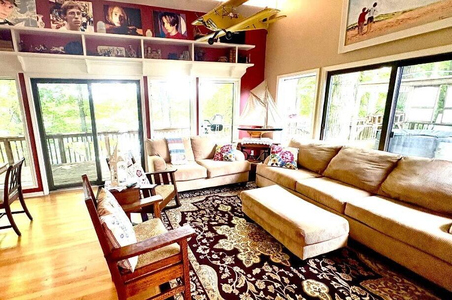 main property photo 8