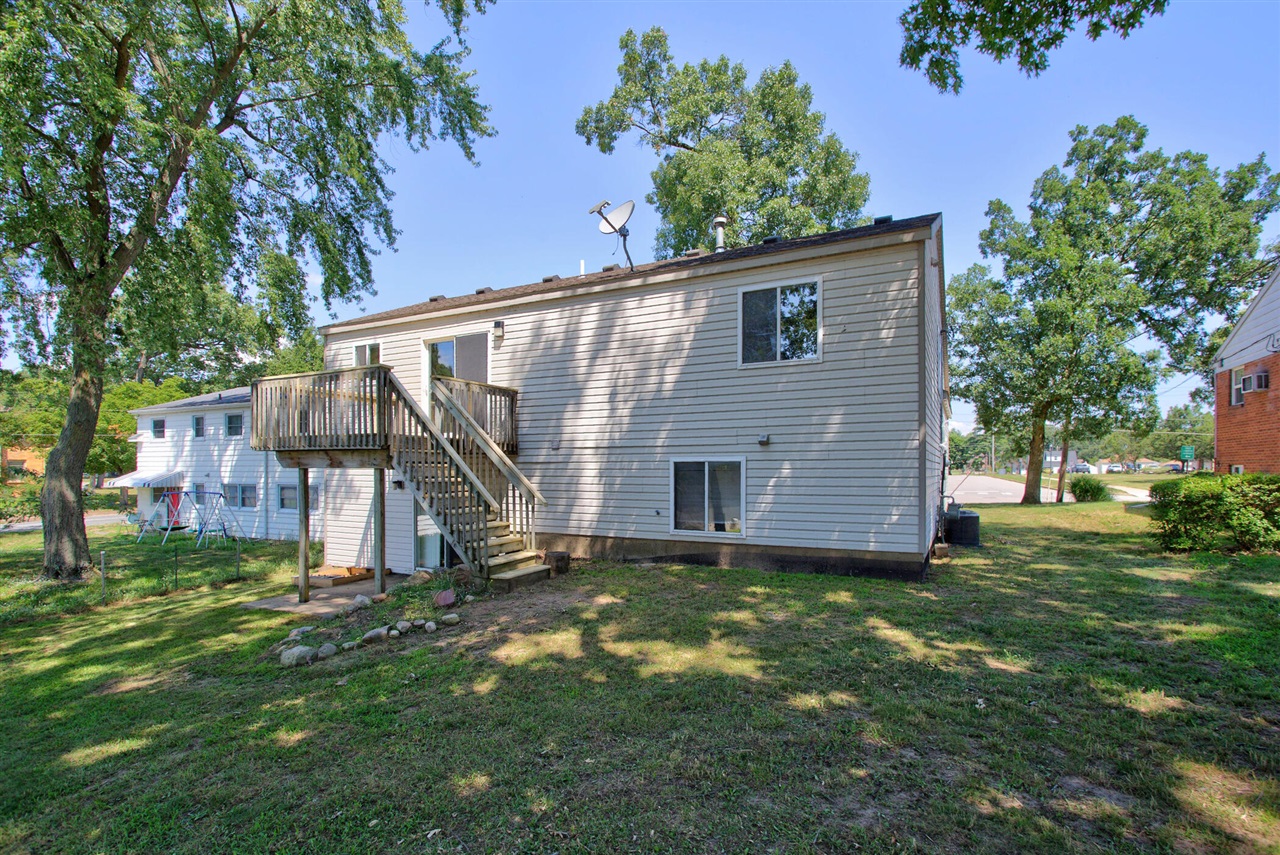 main property photo 33