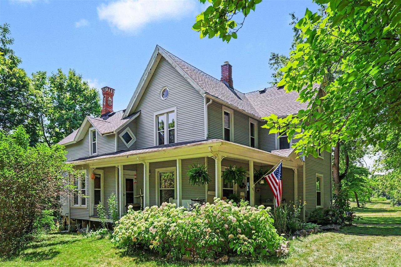 main property photo 11