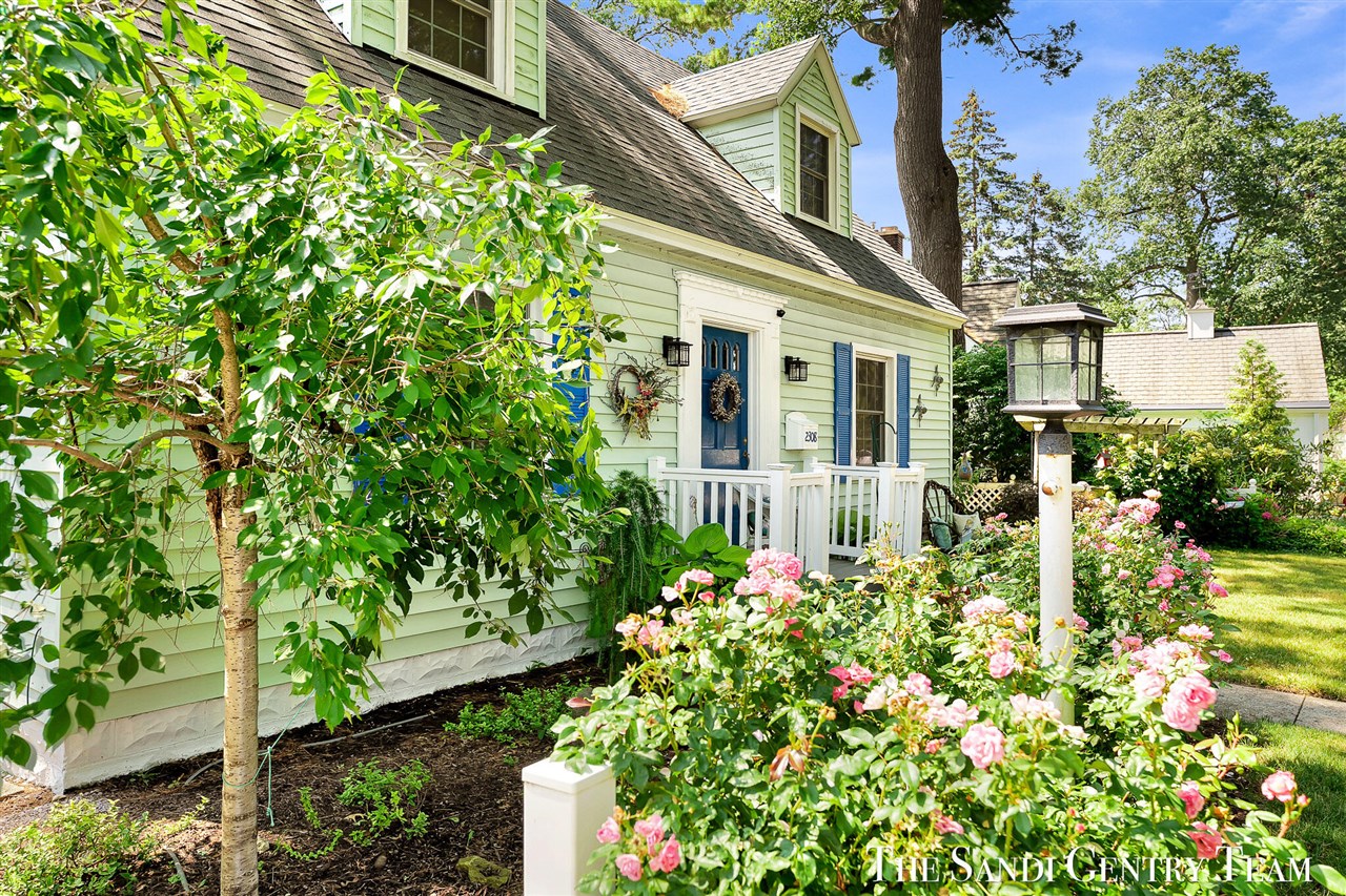 main property photo 18