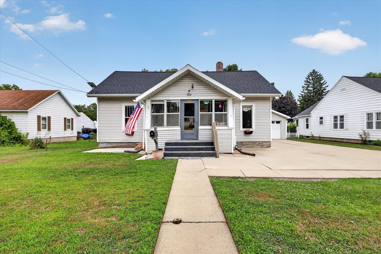 main property photo 2