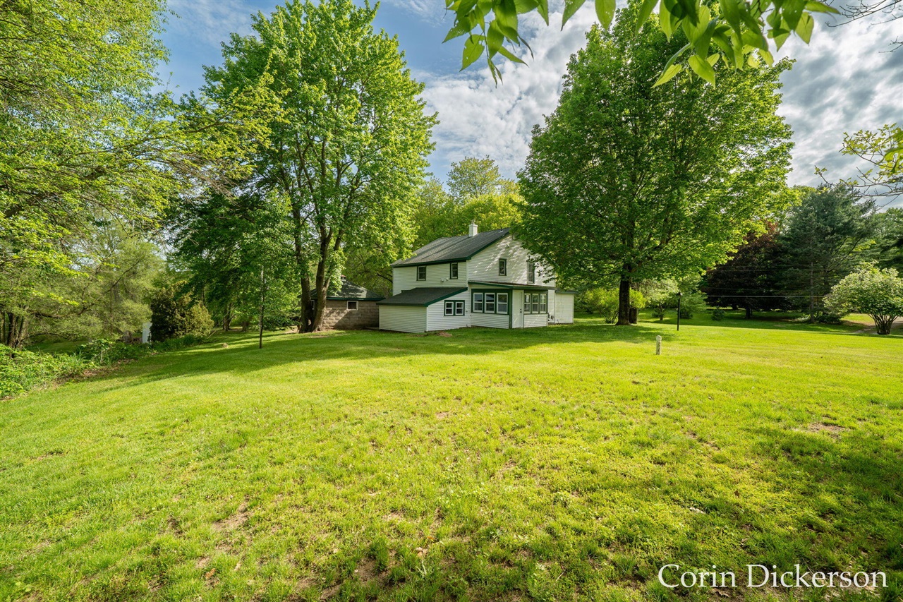 main property photo 0