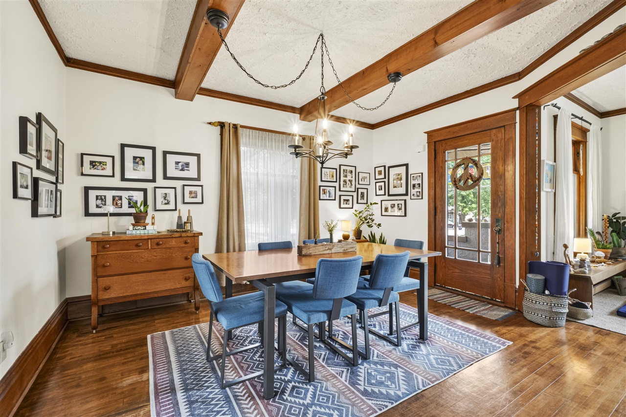 property viewer photo 4