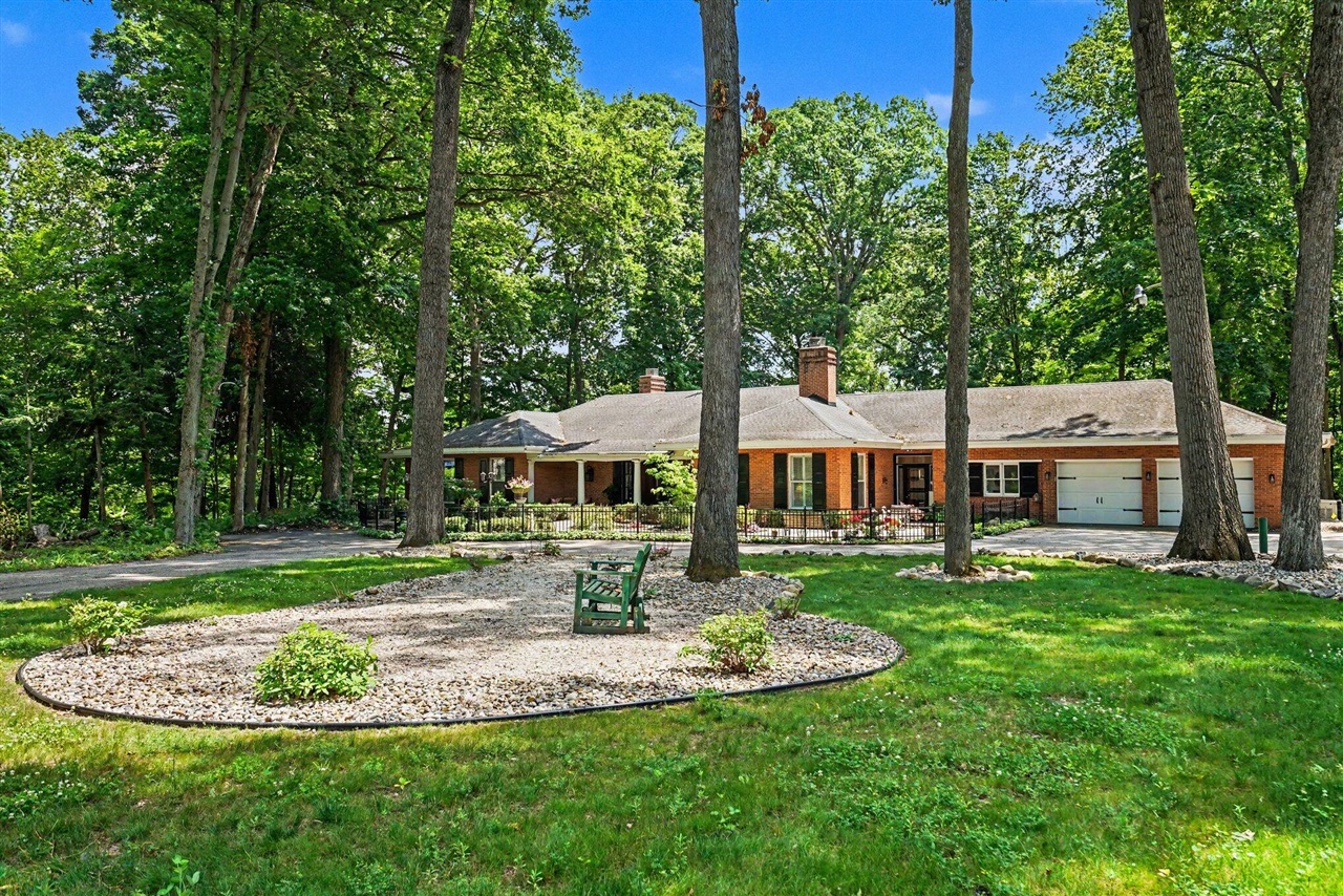 main property photo 2