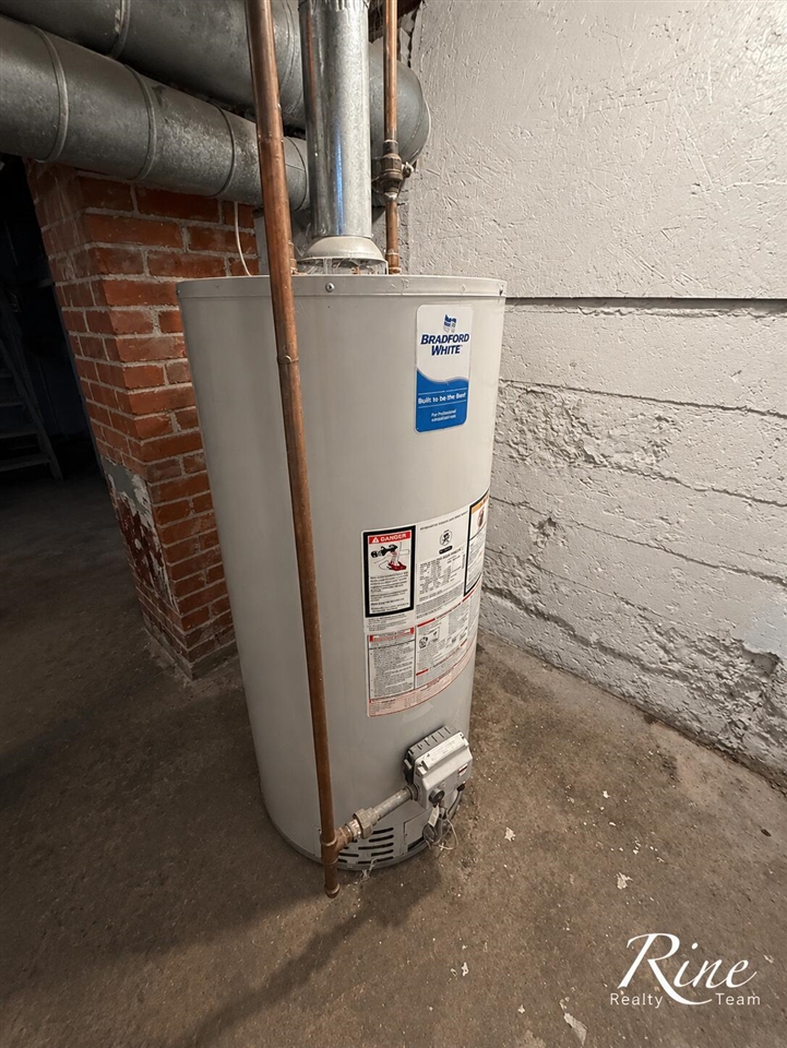 main property photo 49